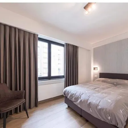 Apartament Ter Streep 1 *
