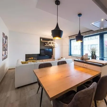 Apartament Ter Streep 1 *
